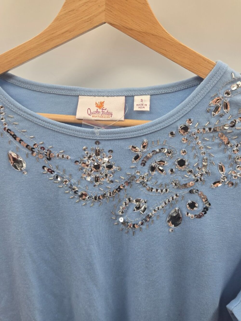 Quacker Factory Blue Sequin Rhinestone 3/4 Sleeves Top Size Small - Picture 3 of 12